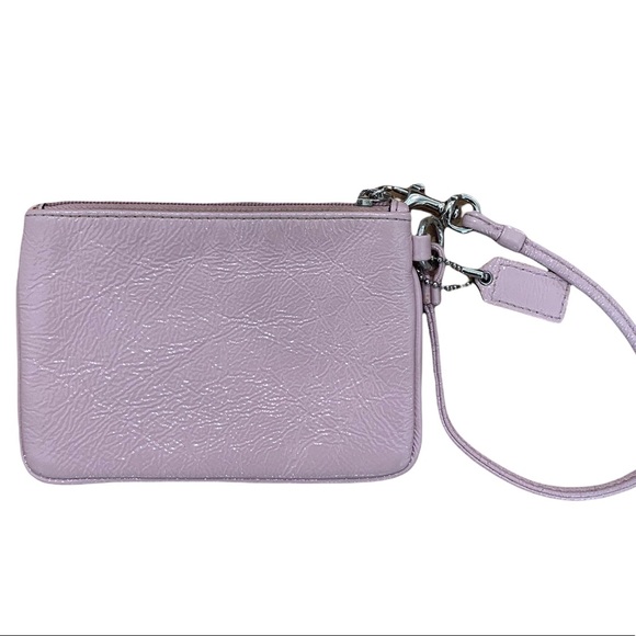 Coach| Authentic-Pink Ballet Poppy Wristlet - Picture 4 of 4